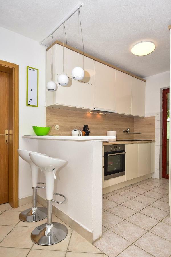 Apartman Robertino 1966 Makarska Exterior foto